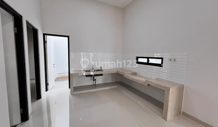 DiJual Rumah Baru Taman Surya 10x18, SHM, Posisi Hook  2