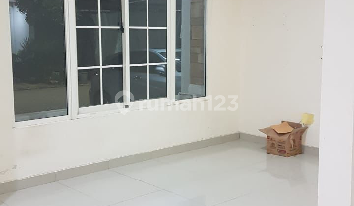 Rumah West Europe 6X15 Green Lake City, SHM, 2 Lantai, Bagus 2