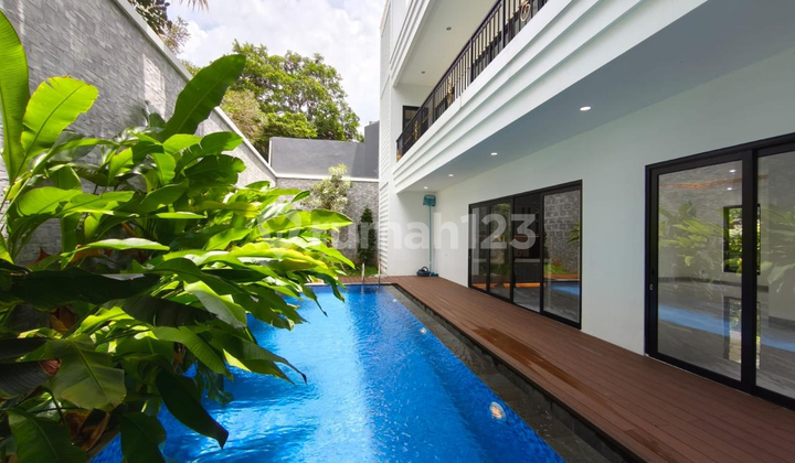 Brand New Riverpark Sector 8 Bintaro, Land Area 440 sqm, Freehold Title, Facing North