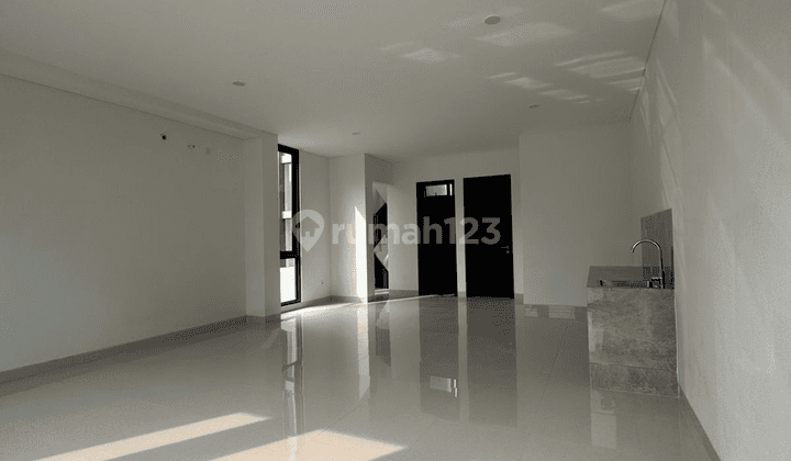 DiJual Ruko Delrey BSD 7x18m2 Hoek, 3 Lantai, Bebas Banjir 1