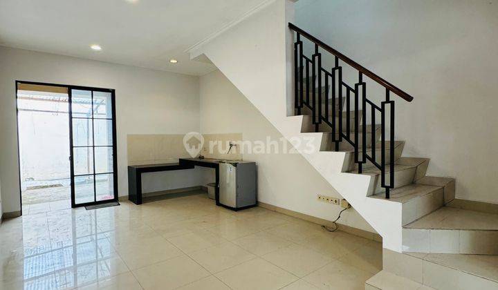 Rumah East Asia 4x18,5 Green Lake City, Shm, 2 Lantai, Utara 1