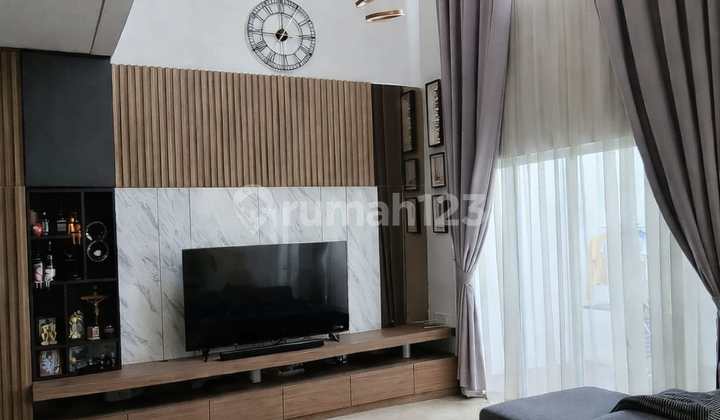 Riviera 10X20 Metland Puri, North Facing, Freehold, Furnished Riviera 10X20 Metland Puri, North Facing, Freehold, Furnished