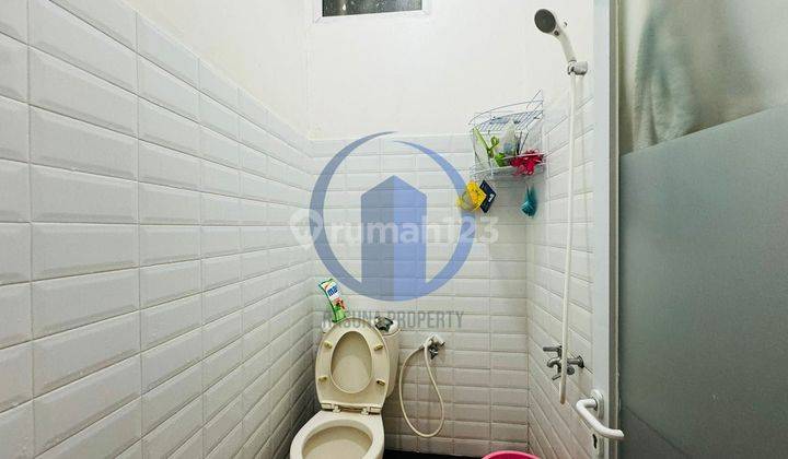 Ruko di Jl. DR. Soepomo, Tebet, Jakarta Selatan, Dijual, Lt 63 m, HGB, Bagus 2