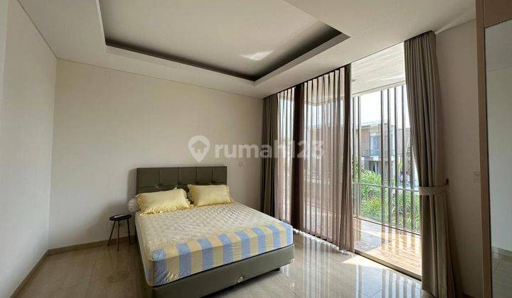 Termurah TownHouse Sea front Ancol 8 x 18 Jarang Ada 2