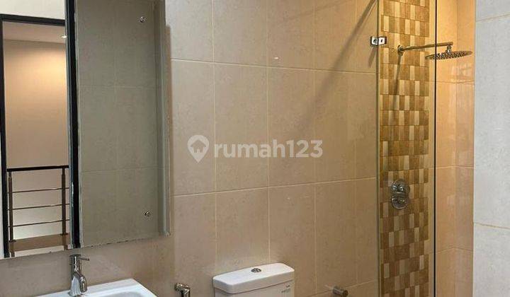 Termurah TownHouse Sea front Ancol 8 x 18 Jarang Ada 2