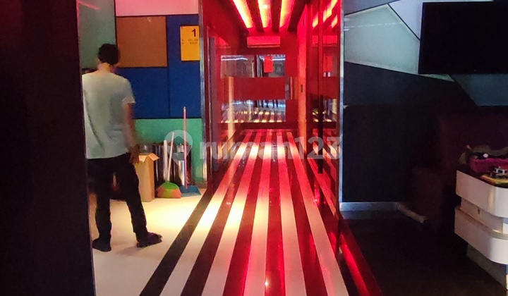 Ruko ex Karaoke 4 lantai di Pandanaran 2