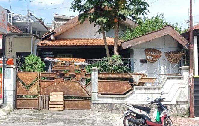 Rumah SHM Butuh Renovasi di Jalan Patimura
Salatiga 1