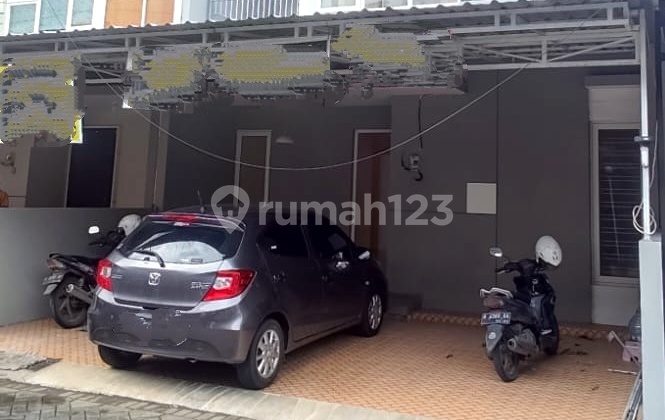 Rumah 2 Lantai SHM di Supriyadi 1