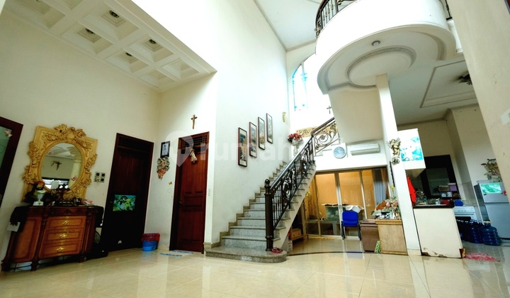 Rumah 2 Lantai SHM daerah Sultan Agung 2