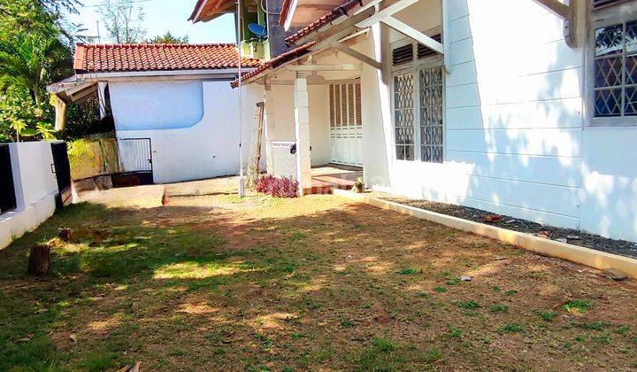 Rumah SHM halaman luas di Semarang atas 2