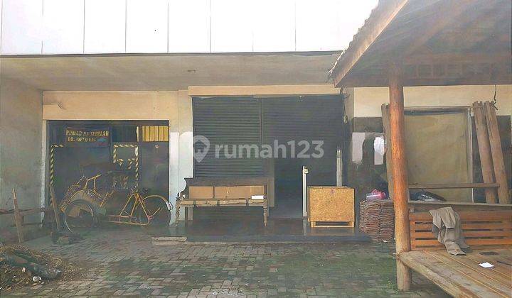 Rumah di Dr. Cipto cocok untuk usaha atau kantor 2