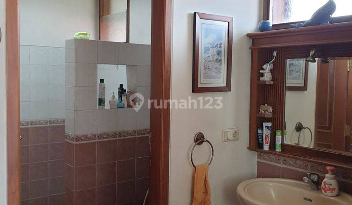 Rumah SHM 2 Lantai Bagus View Siap pakai 2