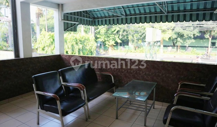 Rumah Tempat Usaha Di Jalan Raya Setiabudi SHM 2