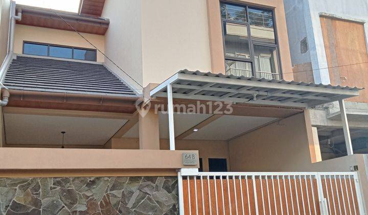 Rumah Brand New Siap Huni di Rawamangun 1