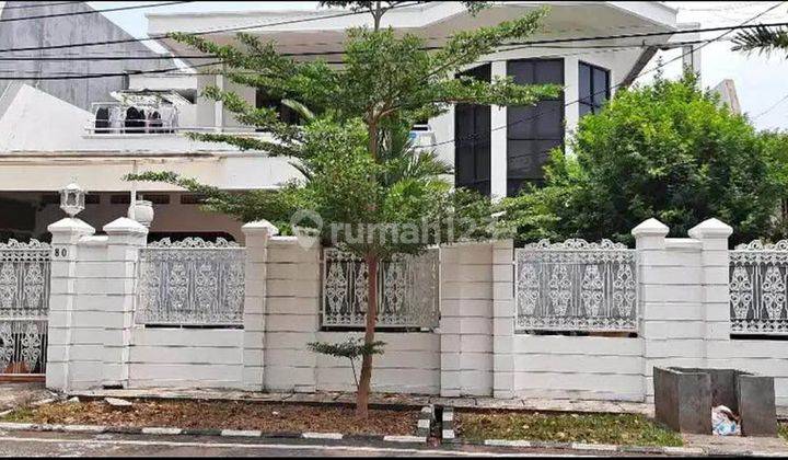 Rumah Merah Harga Murah di Pulomas Barat 1