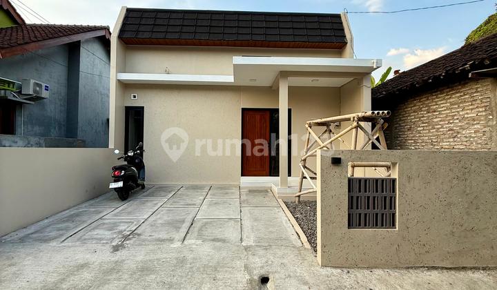 Rumah Baru Cantik Minimalis - Harga Super Ekonomis Di Tamanan Banguntapan Bantul Dekat Giwangan Dan Kampus Uad Terpadu