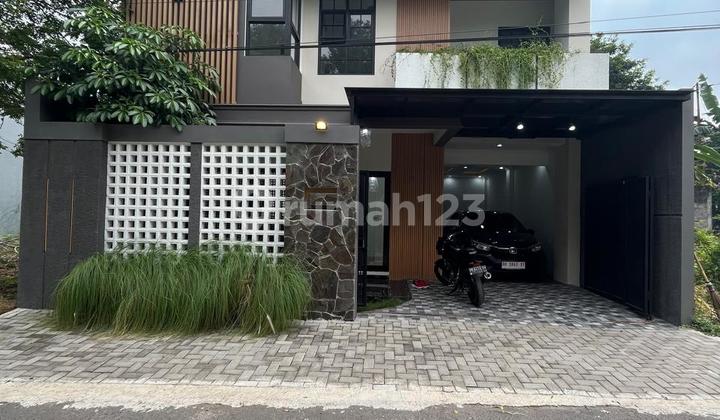 Rumah Mewah Estetik Kekinian 2 Lantai Berkualitas Di Purwomartani Kalasan Sleman Dekat Pamela 7 Dan Perum. Pertamina