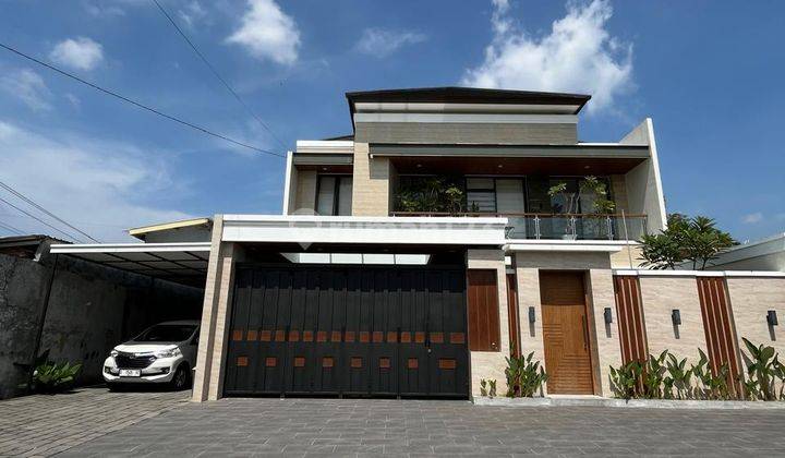 Rumah Mewah Full Furnished 2 Lantai Luas Dengan Kolam Renang Di Jalan Gito Gati Ngaglik Sleman Dekat Sch Mall 2