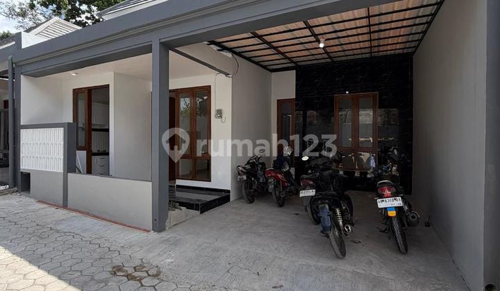 Modern Limasan Luxury House at Affordable Price in a Cluster on Pucangan, Kaliurang Road Km 13, Ngemplak, Sleman