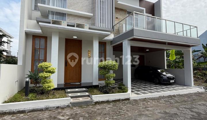 Rumah Mewah Premium 2 Lantai Furnished Dalam Perumahan Merapi Regency Jalan Kaliurang Km 9 Dekat Ke Kampus Ugm Jogja Rumah Mewah Premium 2 Lantai Furnished Dalam Perumahan Merapi Regency Jalan Kaliurang Km 9 Dekat Ke Kampus Ugm Jogja