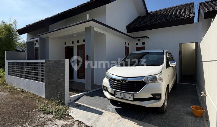 Ready to Occupancy 2 Units‼️ Perfect for Retirement. New House Fresh Beautiful - Economical Price Ready to Occupy in Catur Harjo Sleman Near Ibarbo Park Sleman. 2