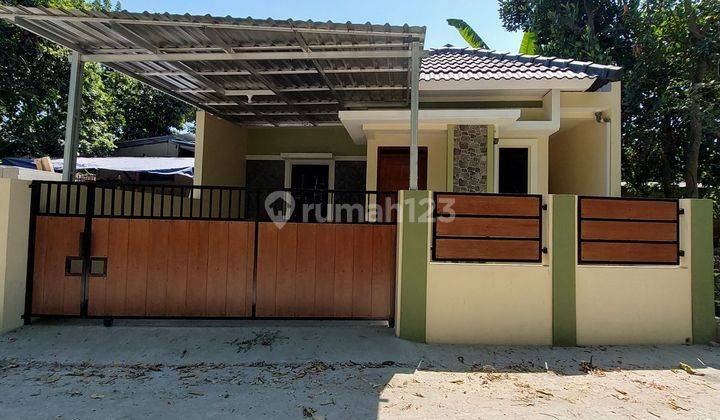 Rumah Baru Cantik Minimalis - Harga Super Ekonomis Di Tegaltirto Berbah Sleman Dekat Garasi Bimo 2