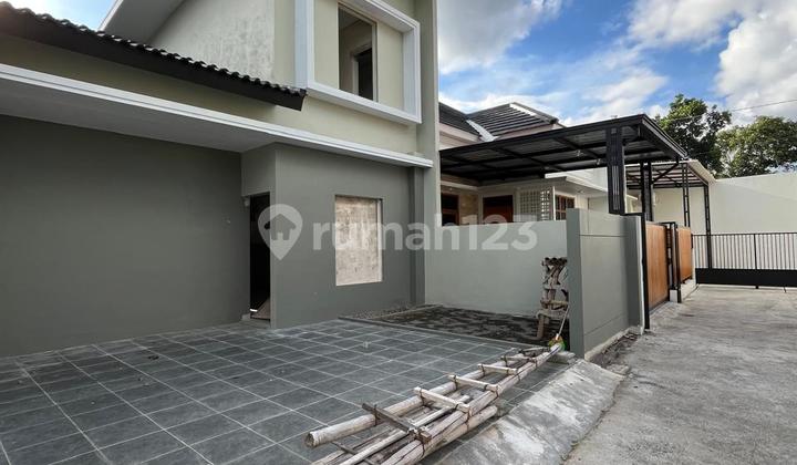 Rumah Baru Fresh Minimalis Modern Di Timur Jalan Kaliurang Km. 10 Ngaglik Sleman Dekat Pasar Gentan Rumah Baru Fresh Minimalis Modern Di Timur Jalan Kaliurang Km. 10 Ngaglik Sleman Dekat Pasar Gentan