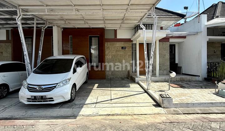 Rumah Siap Huni Mewah Dalam Perumahan Elite Di Ngentak Bangunjiwo Kasihan Bantul Dekat Kampus Umy .