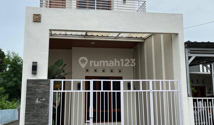 Rumah Strategis 2 Lantai Modern Tepi Jalan Aspal Cocok Untuk Kantor Di Potorono Banguntapan Bantul Dekat Bale Desa 2