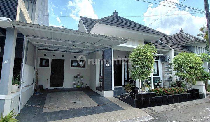 Rumah Mewah Strategis Fully Furnished Dalam Perumahan Elite Mega Asri Security 24 Jam Di Jalan Kaliurang Km. 9 Ngaglik Sleman  2