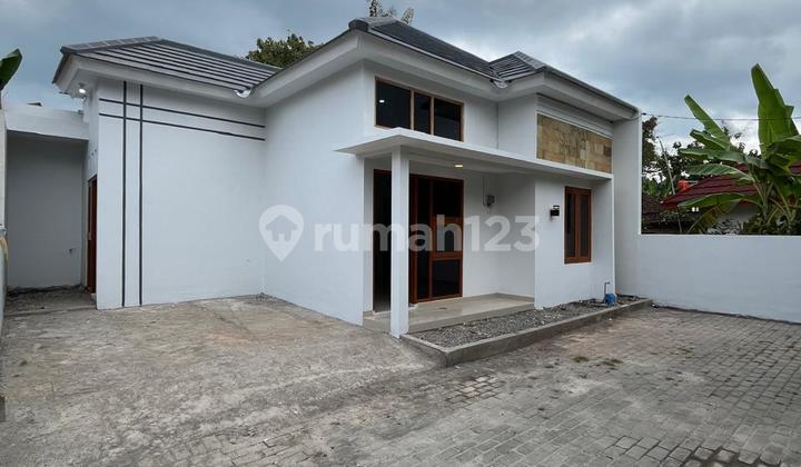 Rumah Cantik Modern Kekinian 3 Unit Dalam Mini Cluster Di Mrisi Tirtonirmolo Kasihan Bantul Dekat Kasongan