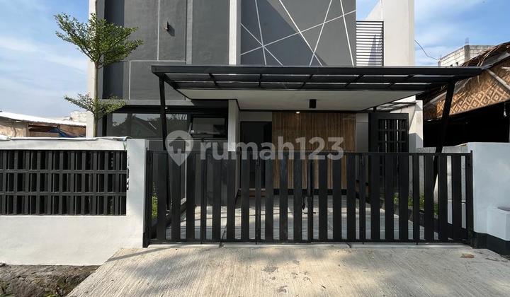 Contemporary New House with Millennial Style, Strategic Location in Tirtomartani Near LPMP Kalasan, Sleman. 2