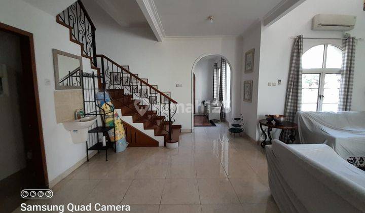 ISTIMEWA BANGET! Rumah LUX MEWAH 2 LANTAI SEMI FURNISHED Di Dalam Perumahan Elite Casa Grande Maguwoharjo 27
