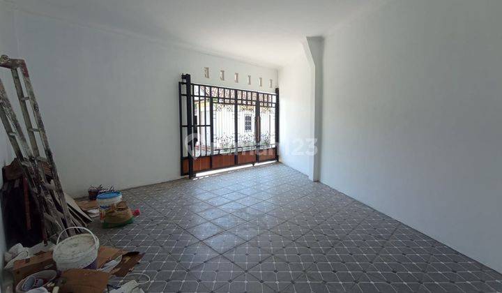 MURAH BANGET...! RUMAH MEWAH MODERN 3 LANTAI DENGAN TANAH LUAS DAN BONUS KOLAM IKAN DI TURI SLEMAN YOGYAKARTA 3