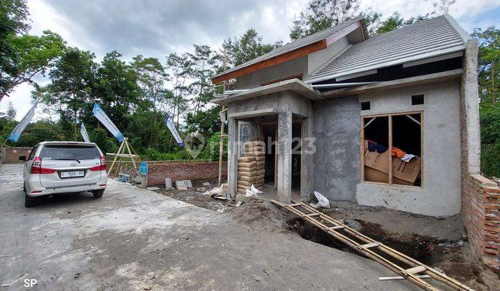 RUMAH CANTIK MINIMALIS MODERN DALAM CLUSTER 4 UNIT DI MARGOMULYO SAYEGAN SLEMAN 17