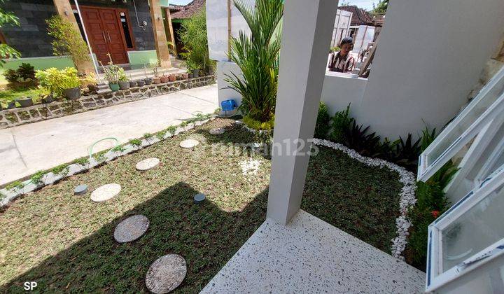 MURAH BANGET! RUMAH BARU CANTIK MODEL LIMASAN DI JALAN GODEAN KM 12 MOYUDAN SLEMAN DEKAT PASAR GODEAN 8