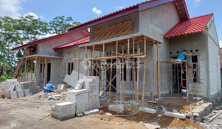 MURAH BANGET! RUNAH BARU CANTIK MINIMALIS DI BIMOMARTANI NGEMPLAK SLEMAN 5