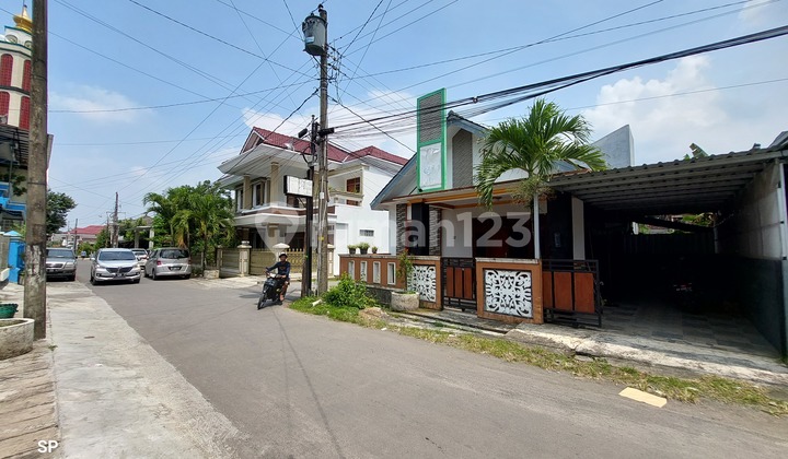 DISEWAKAN HOMESTAY CANTIK FULLY FURNISHED DI PUGERAN MAGUWOHARJO DEKAT KAMPUS UPN  6