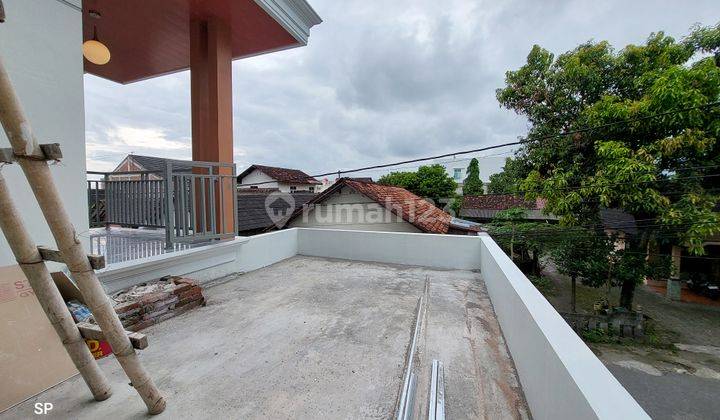 RUMAH MEWAH STRATEGIS 2 LANTAI DESAIGN MEWAH GAGAH DAN EKLUSIF DI KADISOKA PURWOMARTANI SLEMAN 21