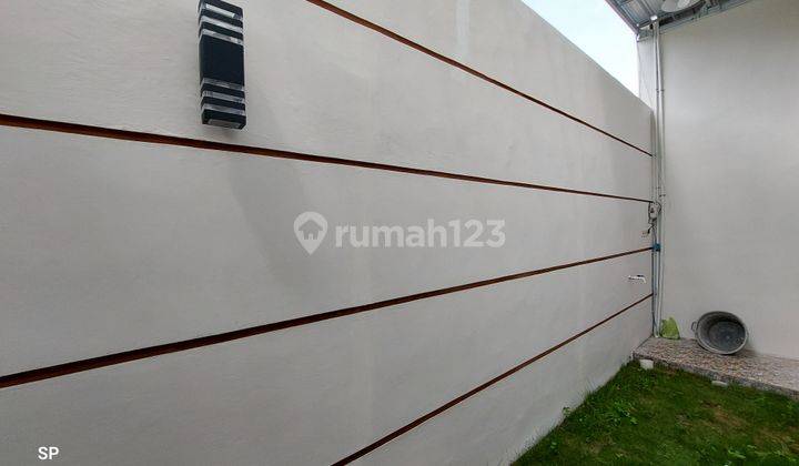 RUMAH GAGAH LIMASAN DENGAN TATA RUANG NYAMAN LEGA DI DEKAT PASAR JANGKANG NGEMPLAK SLEMAN