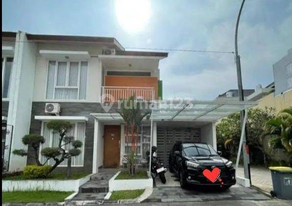 RUMAH MEWAH 2 LANTAI - SEMI FURNISHED DALAM PERUMAHAN ELITE DEKAT RSA UGM JOMBOR 2