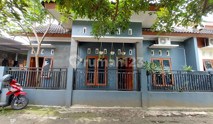 RUMAH CANTIK DALAM PERUMAHAN ONE GATE SYSTEM DI DEKAT PUSKESMAS BERBAH