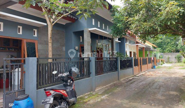 RUMAH CANTIK DALAM PERUMAHAN ONE GATE SYSTEM DI DEKAT PUSKESMAS BERBAH