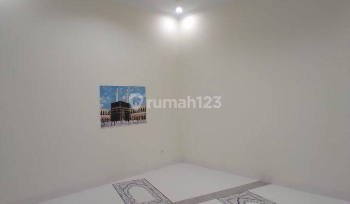 RUMAH BARU MEWAH HOOK ISTIMEWA DENGAN TANAH LUAS TEPI JALAN ASPAL DI KOTAGEDE KODYA