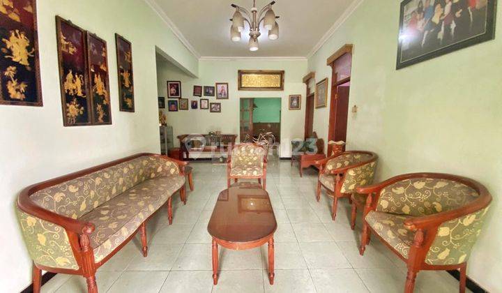 RUMAH HOOK MURAH 2 LANTAI - TERAWAT DENGAN TANAH LUAS DI SIDOARUM GODEAN 24