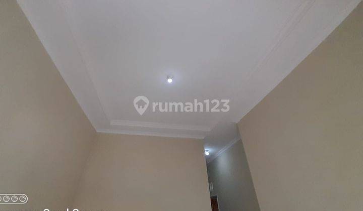 RUMAH CANTIK MINIMALIS KEMBAR DI DEKAT KAMPUS UNRIYO TAJEM MAGUWOHARJO SLEMAN