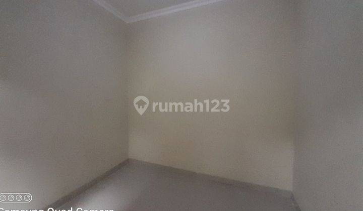 RUMAH CANTIK MINIMALIS KEMBAR DI DEKAT KAMPUS UNRIYO TAJEM MAGUWOHARJO SLEMAN