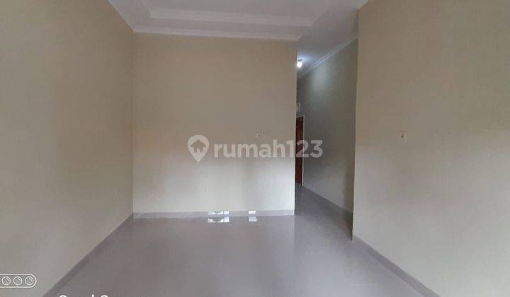 RUMAH CANTIK MINIMALIS KEMBAR DI DEKAT KAMPUS UNRIYO TAJEM MAGUWOHARJO SLEMAN