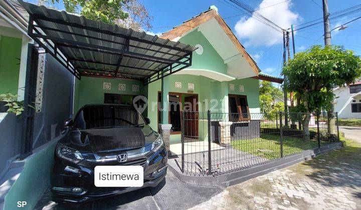 MURAH BANGET! RUMAH CANTIK TERAWAT - HARGA BERSAHABAT DALAM PERUMAHAN ASRI DEKAT KAMPUS BUDI MULIA TAJEM