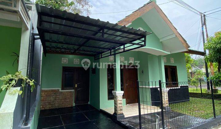MURAH BANGET! RUMAH CANTIK TERAWAT - HARGA BERSAHABAT DALAM PERUMAHAN ASRI DEKAT KAMPUS BUDI MULIA TAJEM
